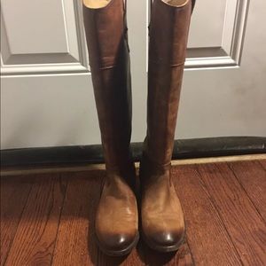 ***SOLD***Frye Carson riding boots size 6.5